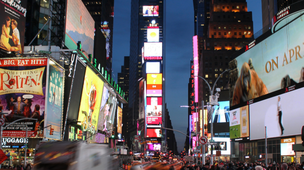 Time-Sensitive Advertising Digital Signage